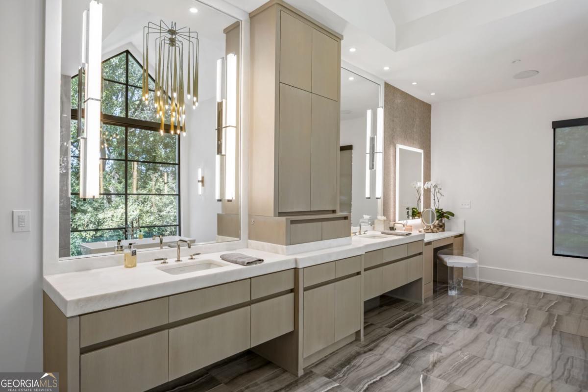 Atlanta Country Club - Residential