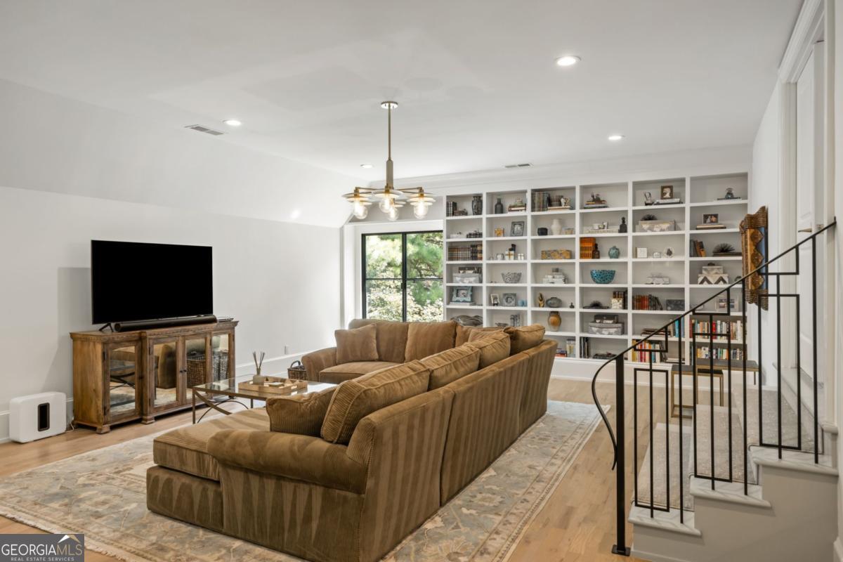 Atlanta Country Club - Residential