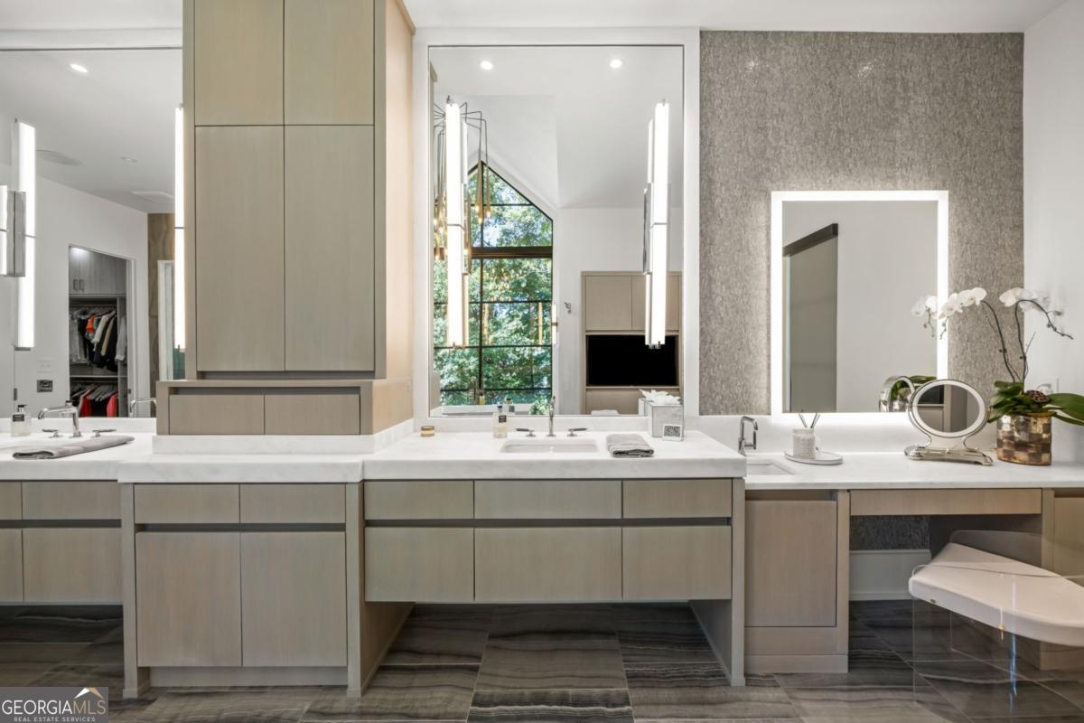 Atlanta Country Club - Residential