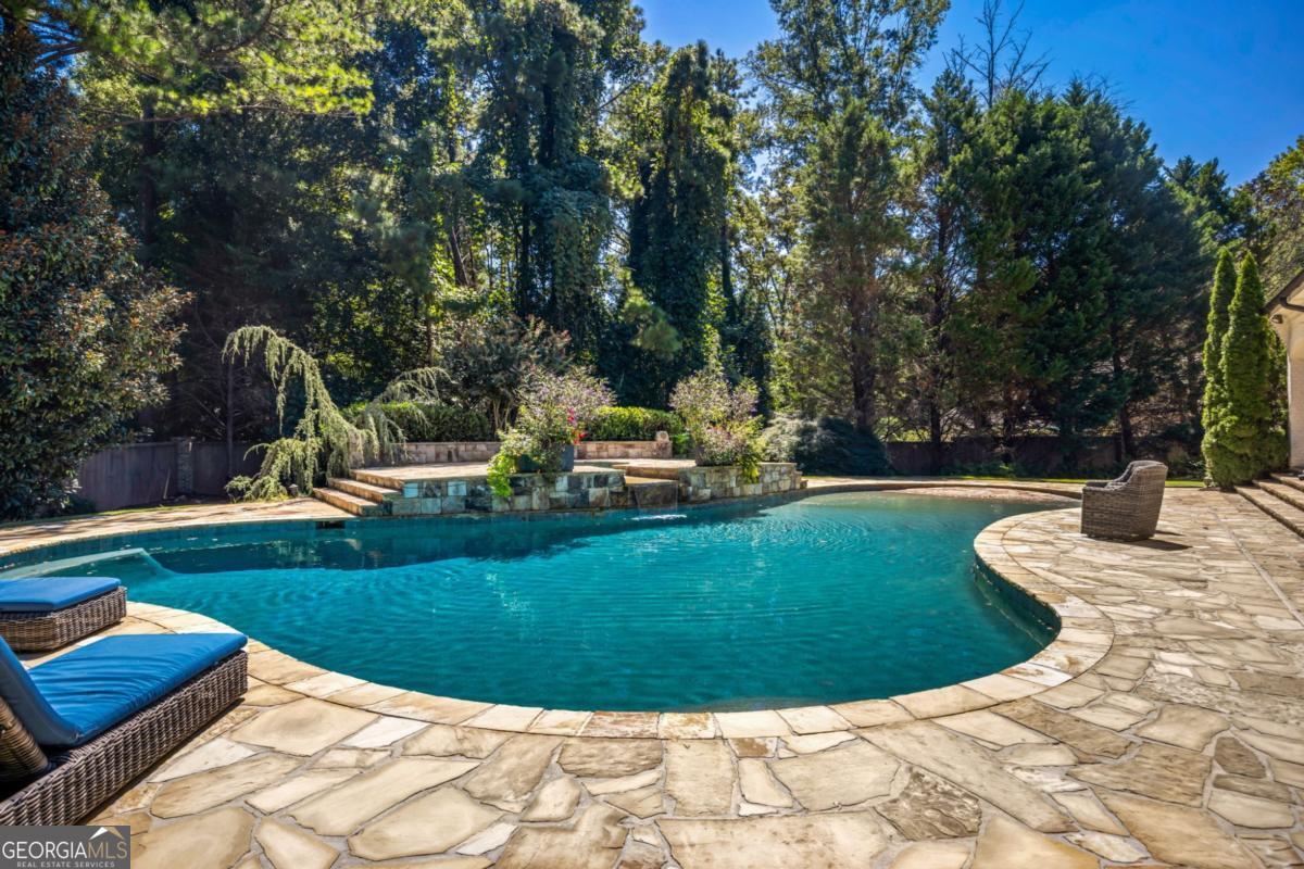 Atlanta Country Club - Residential