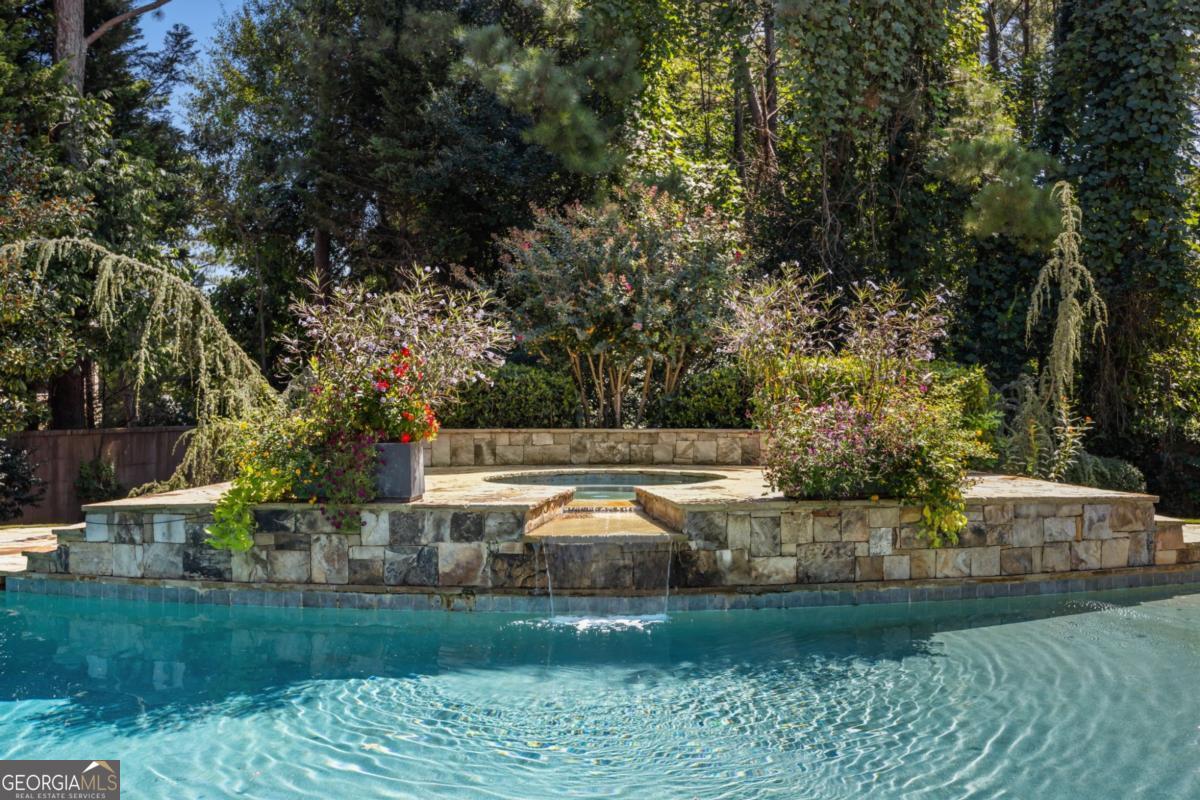 Atlanta Country Club - Residential