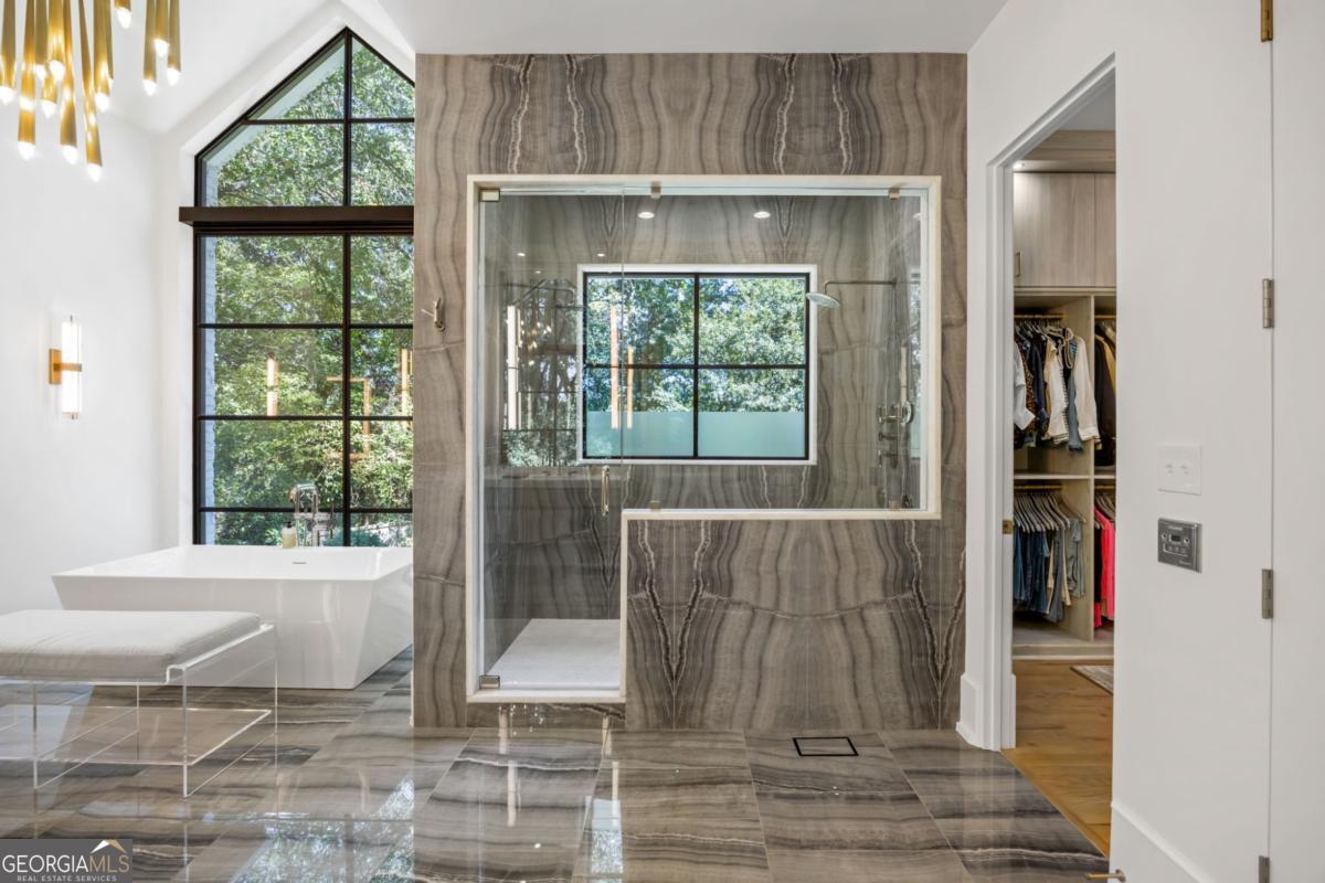 Atlanta Country Club - Residential