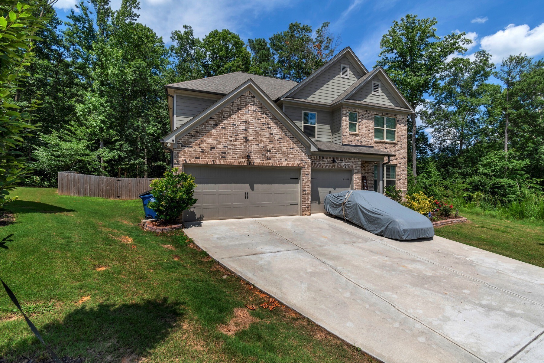 One of the most spacious homes in the community features "The Orchard" plan with 5 bedrooms and 3 full baths and 3 car garage. The main level features a full guest suite and bath, formal dining room, gourmet kitchen with large island opens to the family room with fireplace and coffered ceiling. Upstairs features a large master suite with luxurious spa bath and large closets; a large loft area that could easily be an office or game room area, and 3 additional bedrooms. The back yard is fenced and private. The back patio has a fireplace and another area with a fire pit and grill area. The home is priced for the cosmetic updates that would bring this beautiful home back to its new condition. If the listing agent shows your client/customer first, the selling broker commission is reduced by 1%.
