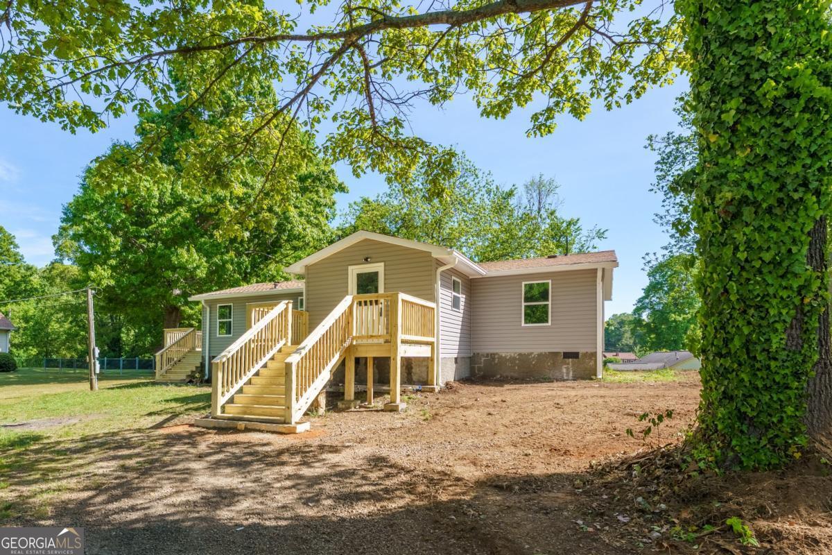 1412 Floyd CIR