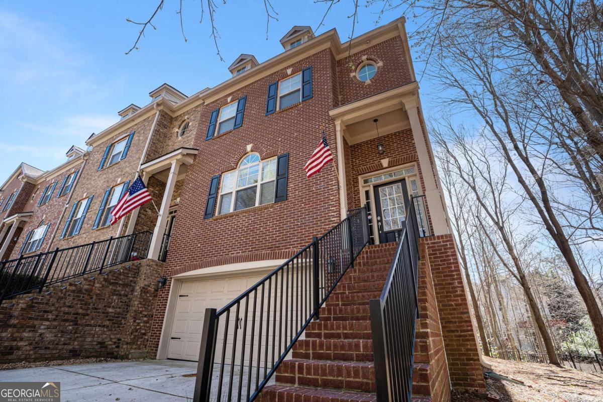 600 Jardin CT 48