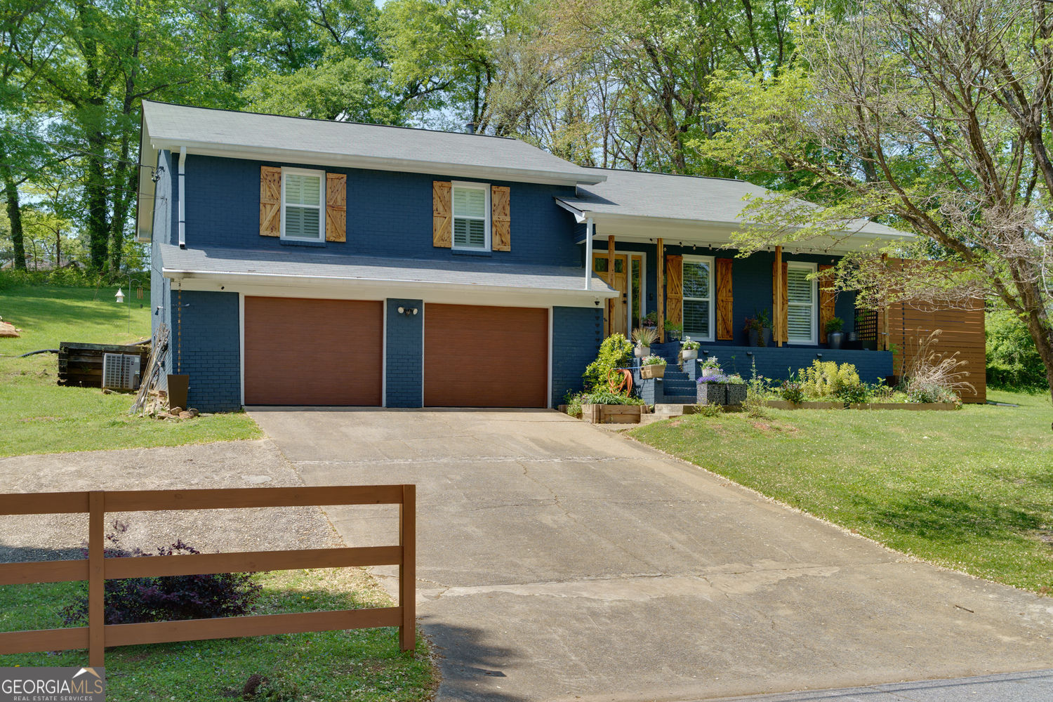 Listing image 4