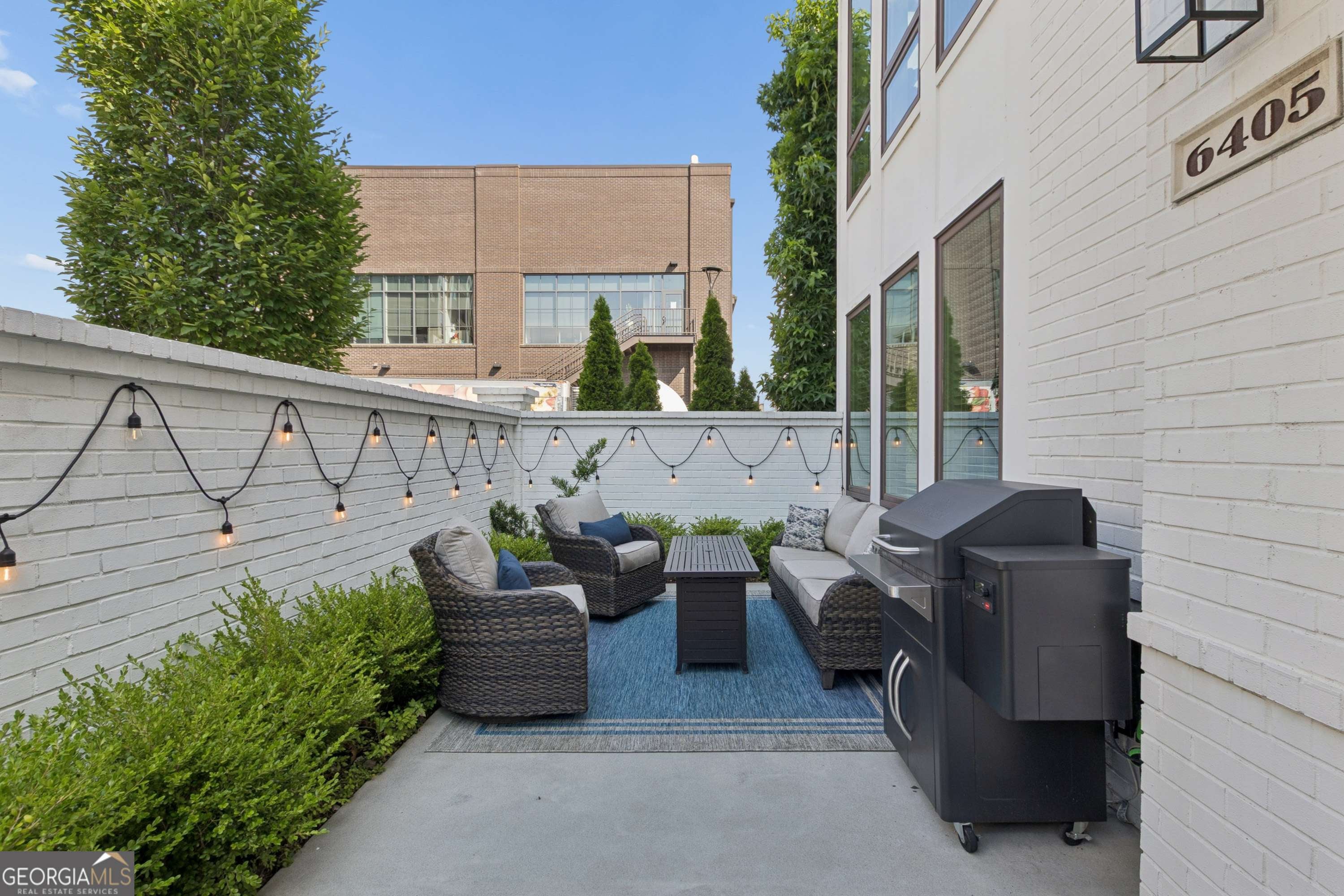 6405 Halcyon WAY