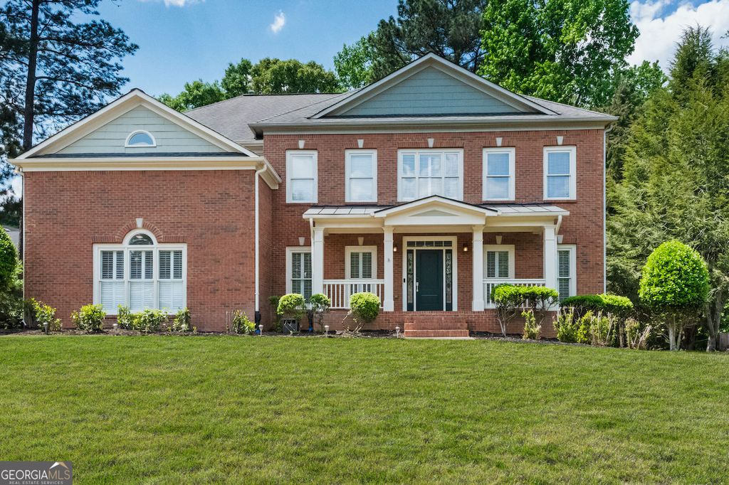 Photo of 780 River Cliff Court, Suwanee, GA 30024 (MLS # 10755372)