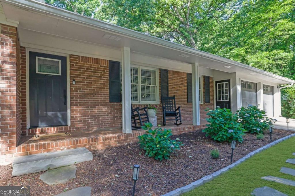 Photo of 322 Linda Drive, Tucker, GA 30084 (MLS # 10761114)