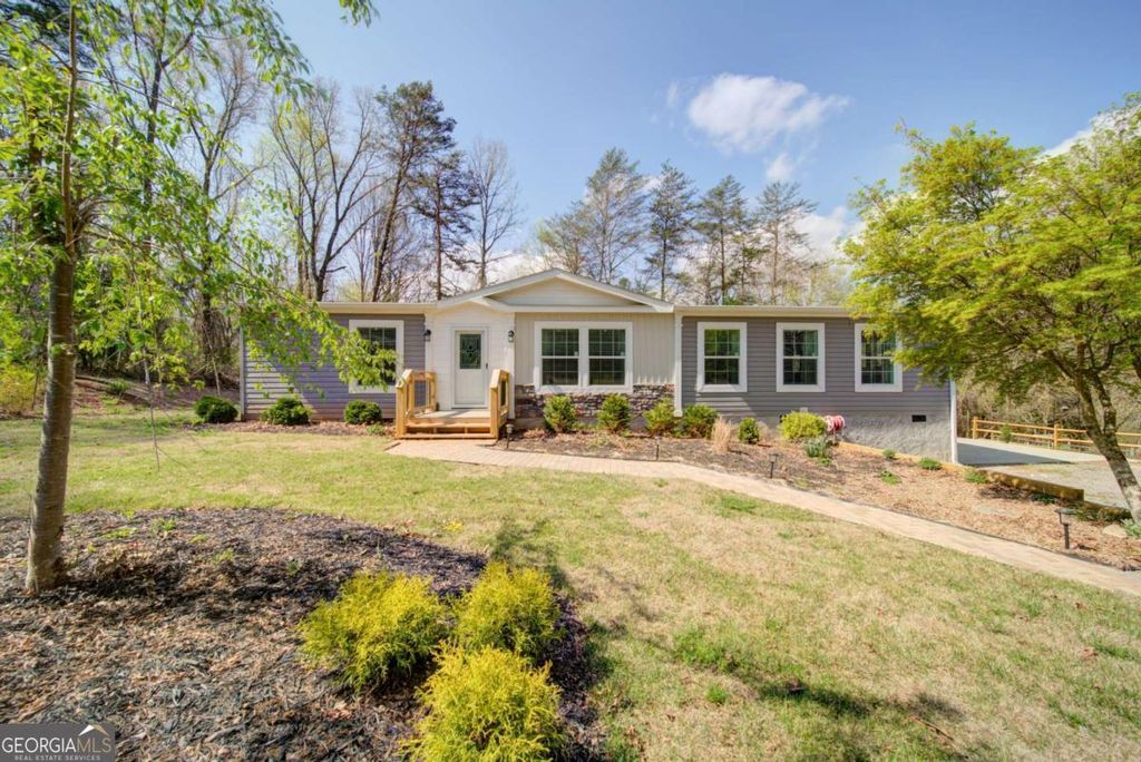 Photo of 61 Sunset Circle, Blue Ridge, GA 30513 (MLS # 10724452)