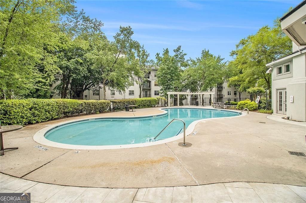 Lenox Villas - Residential