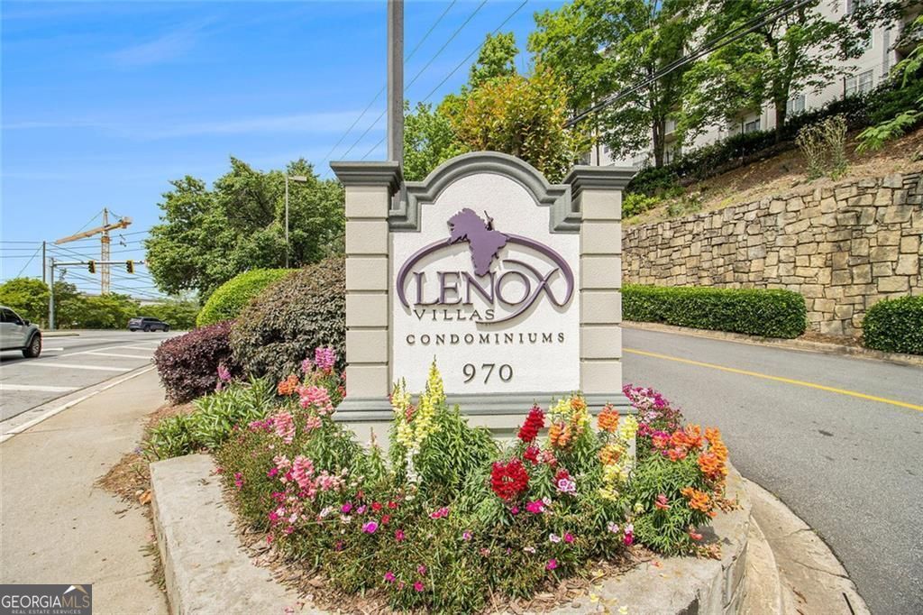 Lenox Villas - Residential