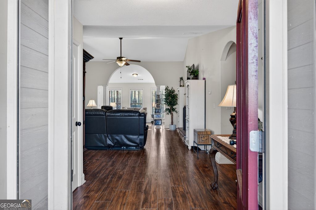 Photo of 336 Dixie Court, Mount Airy, GA 30563 (MLS # 10654181)