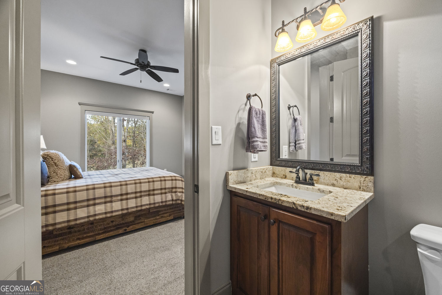 Toccoa, Georgia 30577, United States, 5 Bedrooms Bedrooms, ,4 BathroomsBathrooms,Residential,Active,254769