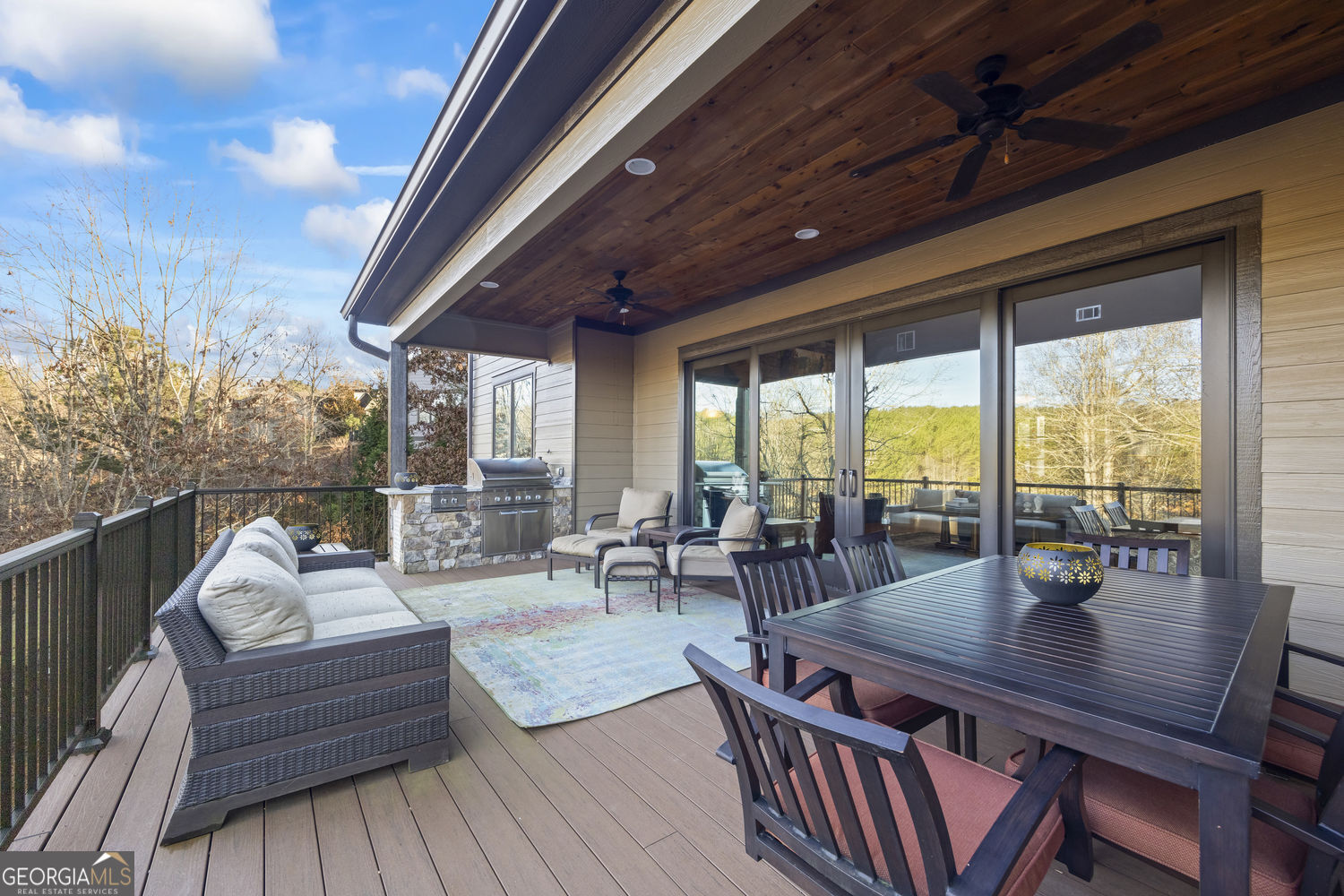 Toccoa, Georgia 30577, United States, 5 Bedrooms Bedrooms, ,4 BathroomsBathrooms,Residential,Active,254769