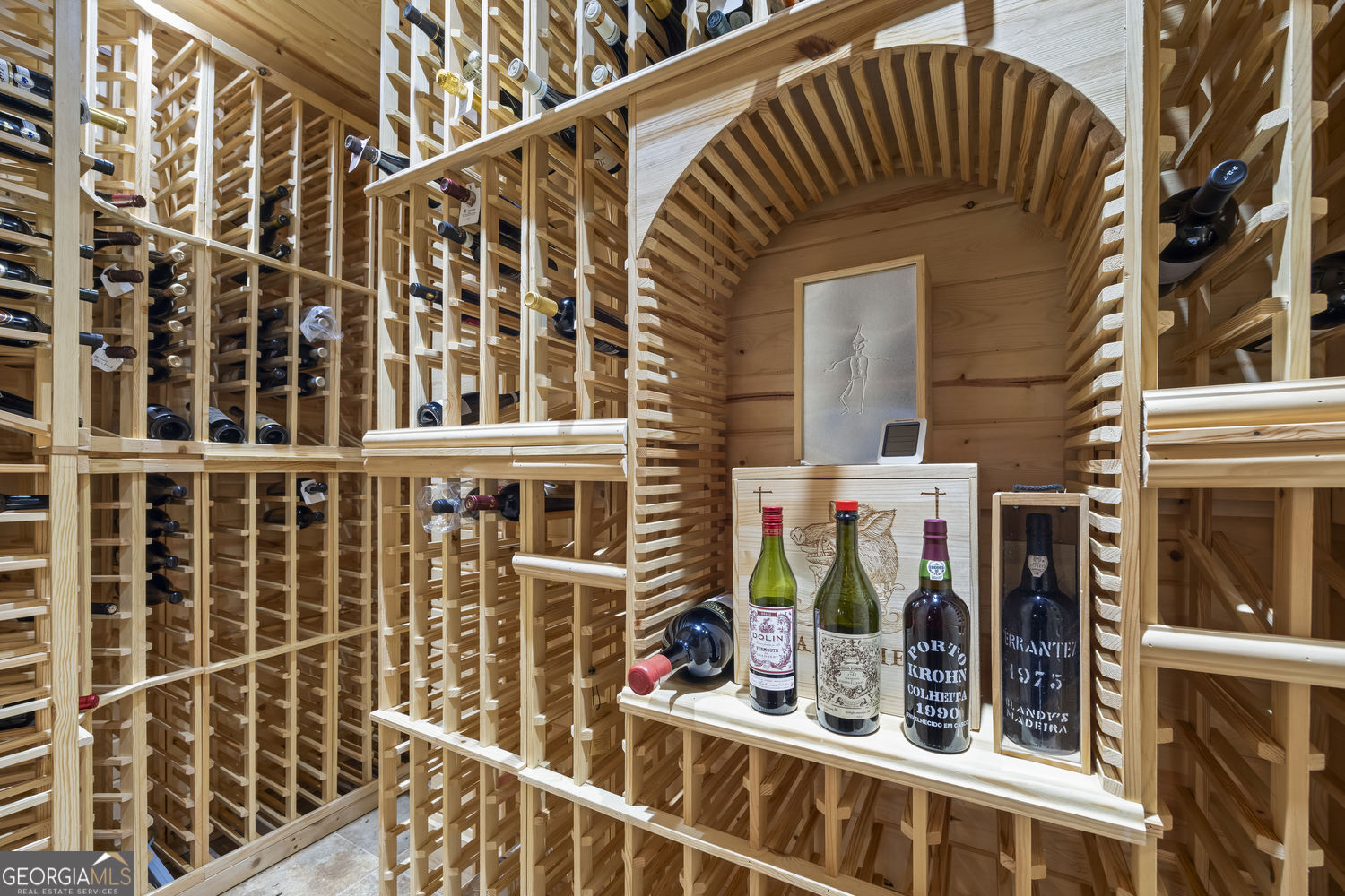 Toccoa, Georgia 30577, United States, 5 Bedrooms Bedrooms, ,4 BathroomsBathrooms,Residential,Active,254769