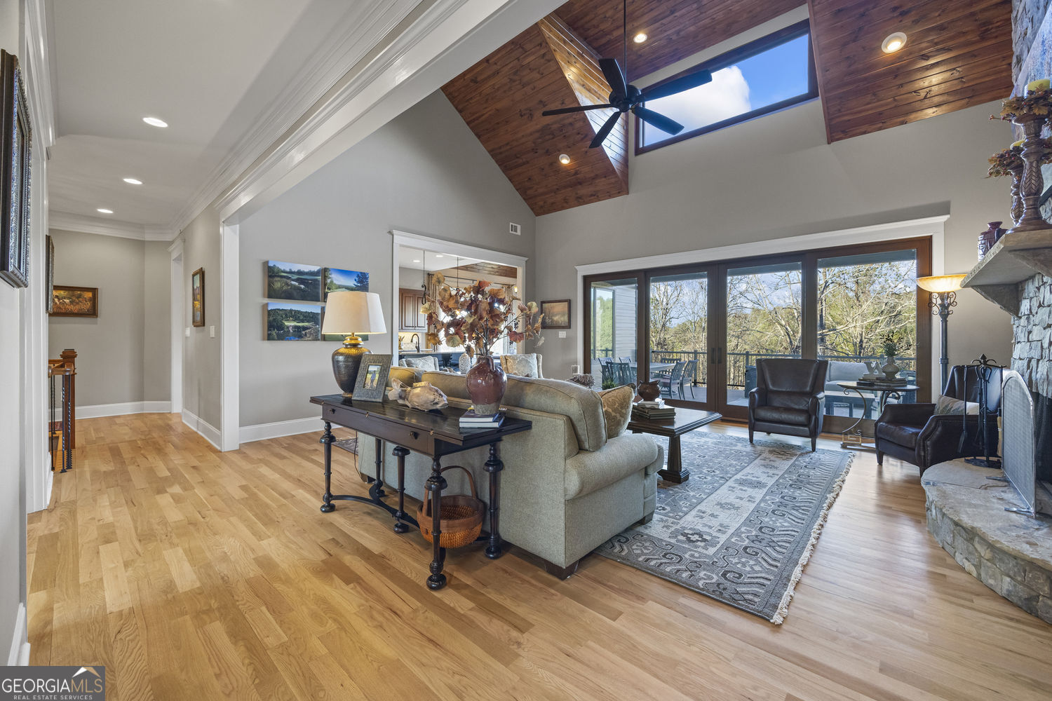 Toccoa, Georgia 30577, United States, 5 Bedrooms Bedrooms, ,4 BathroomsBathrooms,Residential,Active,254769