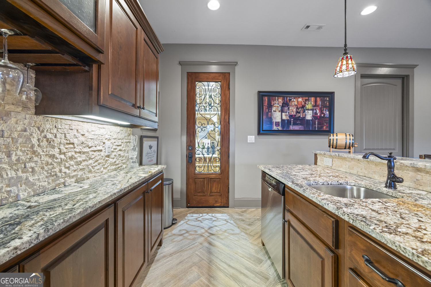 Toccoa, Georgia 30577, United States, 5 Bedrooms Bedrooms, ,4 BathroomsBathrooms,Residential,Active,254769