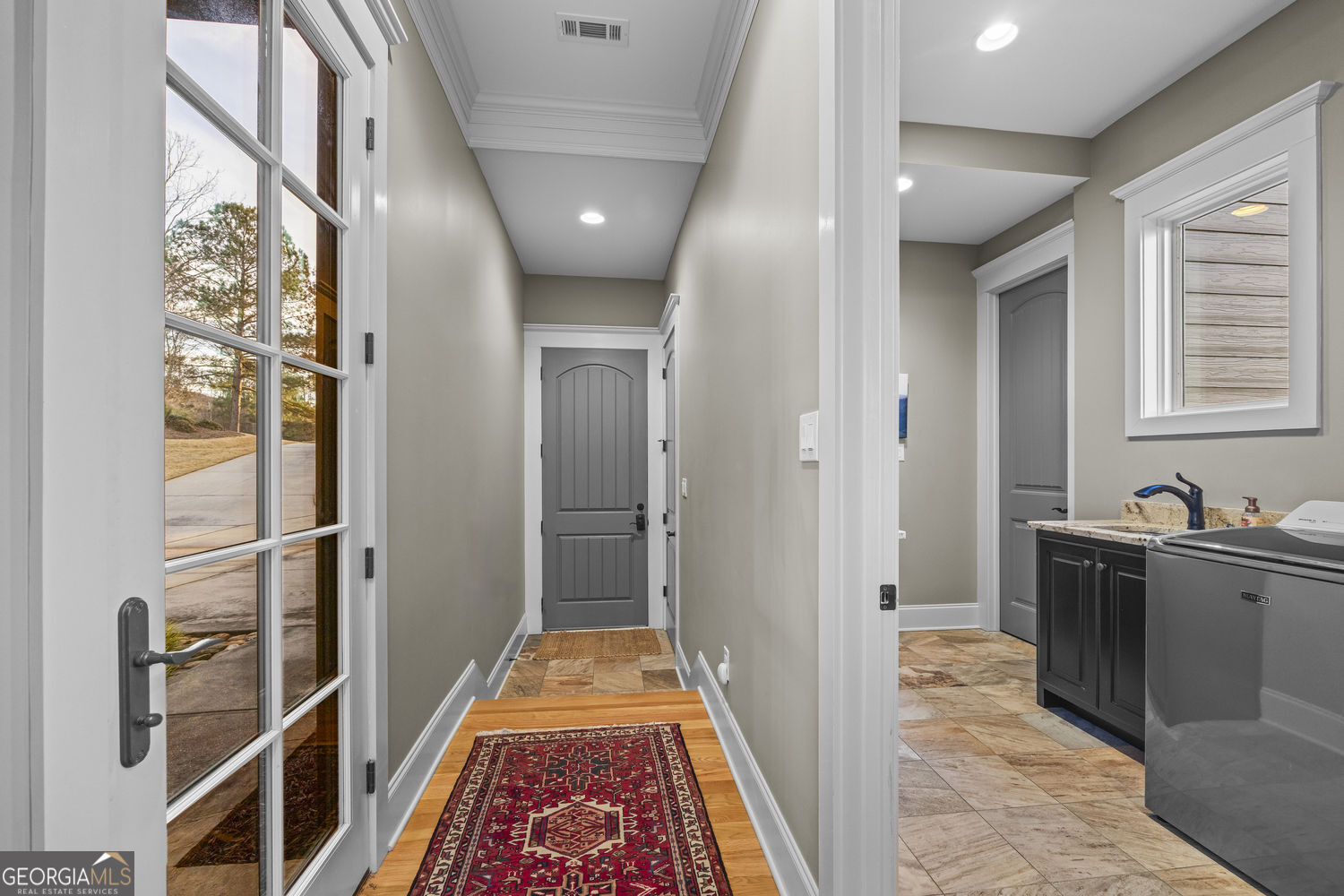 Toccoa, Georgia 30577, United States, 5 Bedrooms Bedrooms, ,4 BathroomsBathrooms,Residential,Active,254769