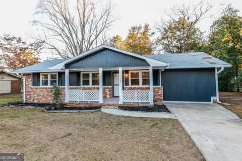 A home in Warner Robins