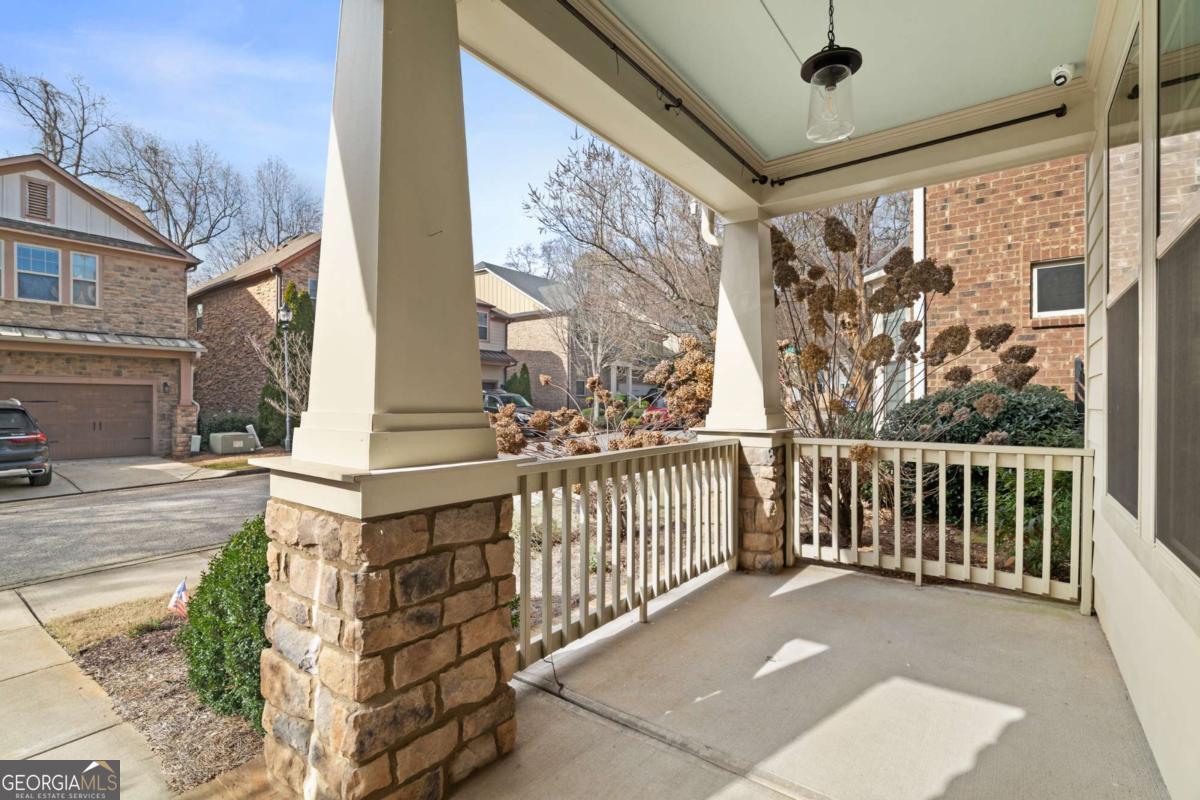 4521 W Village CT SE