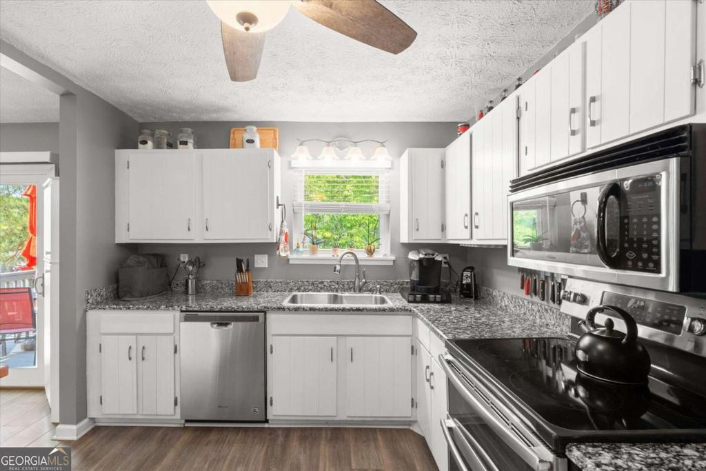 Photo of 1501 Jamerson Landing, Marietta, GA 30066 (MLS # 10743011)