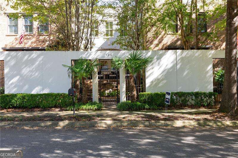 Woodstock Downtown - Residential