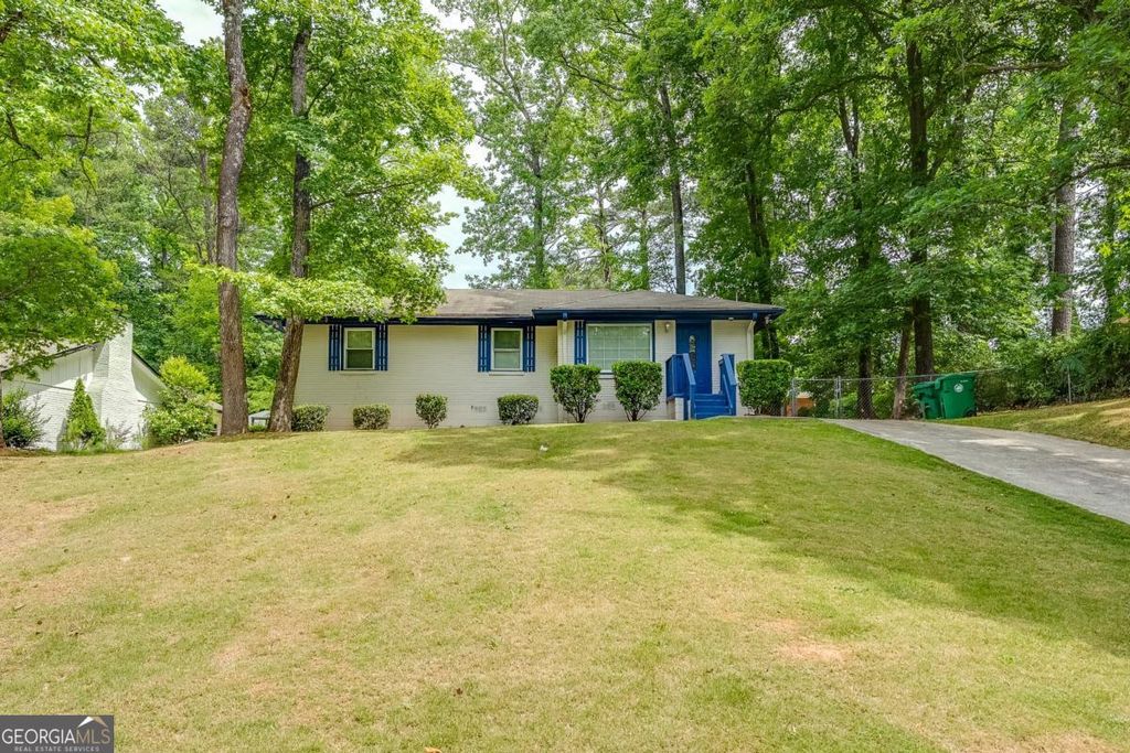 Photo of 3497 Larkspur Terrace, Decatur, GA 30032 (MLS # 10772819)