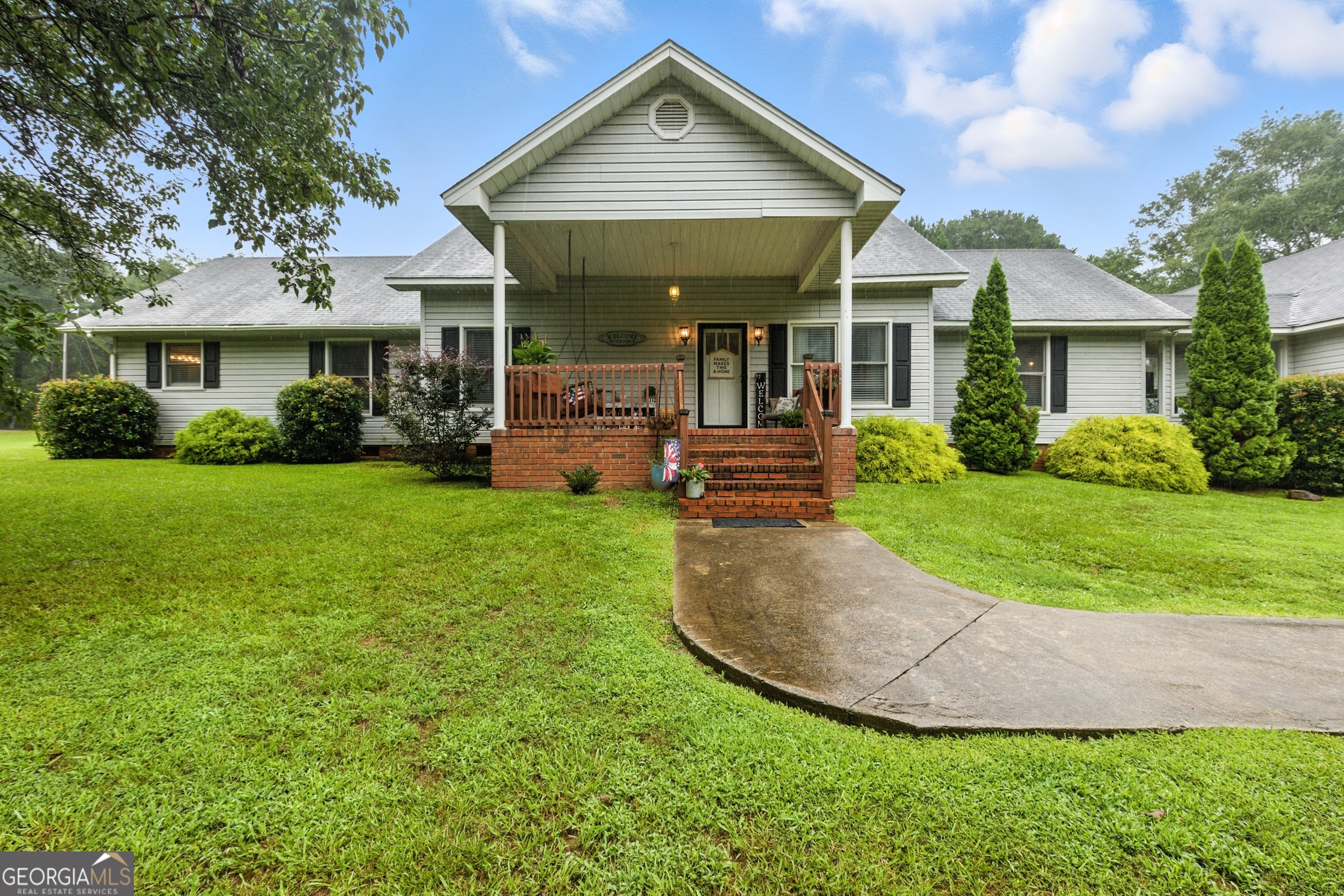 1258 Old Beacon Light RD