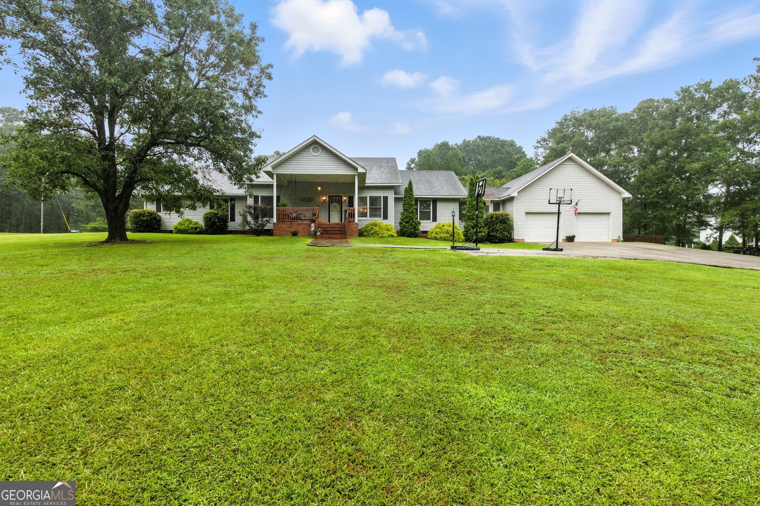 1258 Old Beacon Light RD