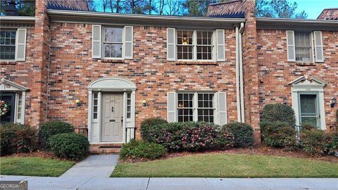 Photo of 2376 Leafgate Road, Decatur, GA 30033 (MLS # 10657344)