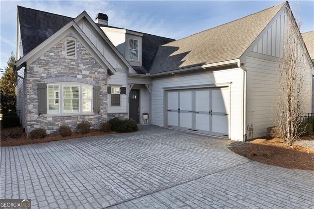 Photo of 334 Little Pine Lane, Woodstock, GA 30188 (MLS # 10701944)