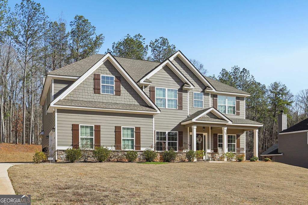 Photo of 208 N Davis Road, Lagrange, GA 30241 (MLS # 10664446)