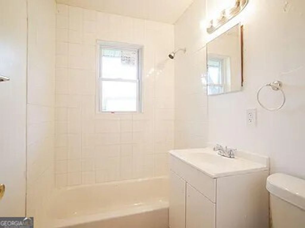 Photo of 1918 Velma Street SE, Atlanta, GA 30315 (MLS # 10688862)