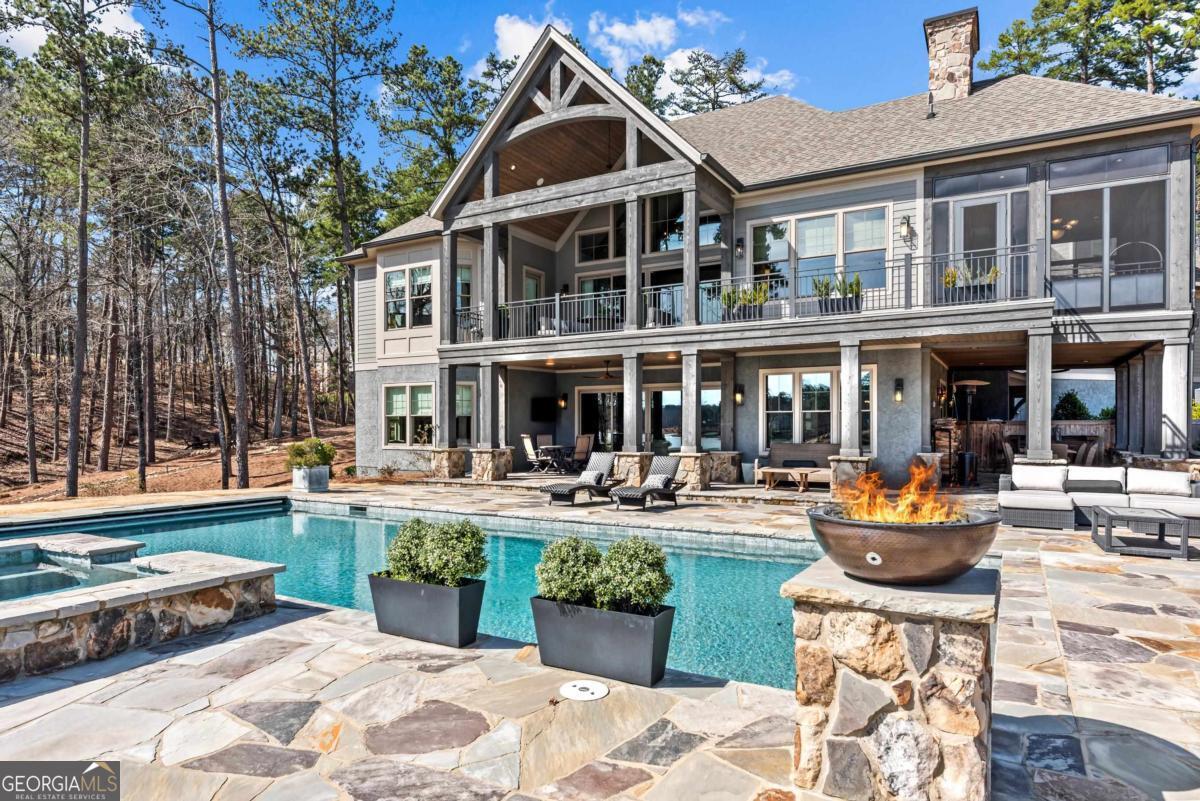 1051 Liberty Bluff LN