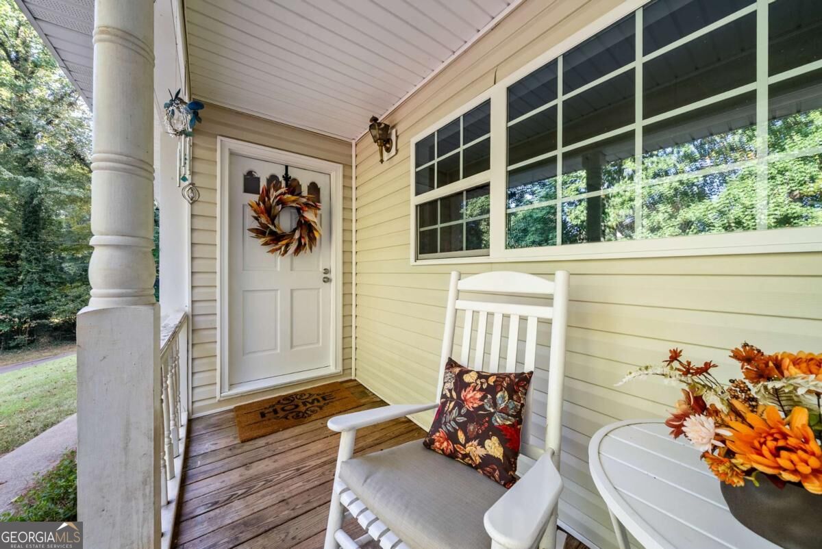 109 Lakeview CIR