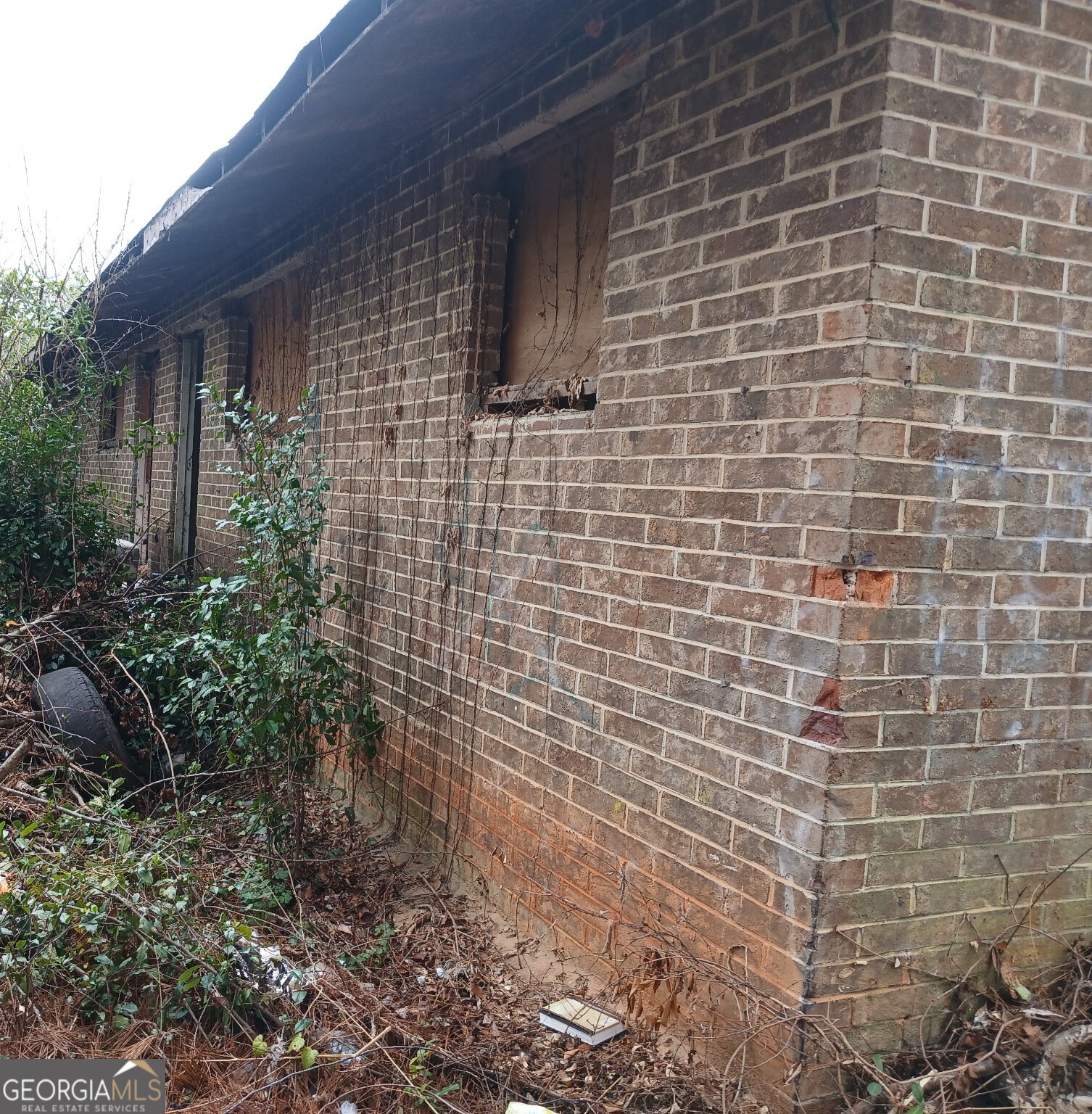 1215 Hawkinsville AVE