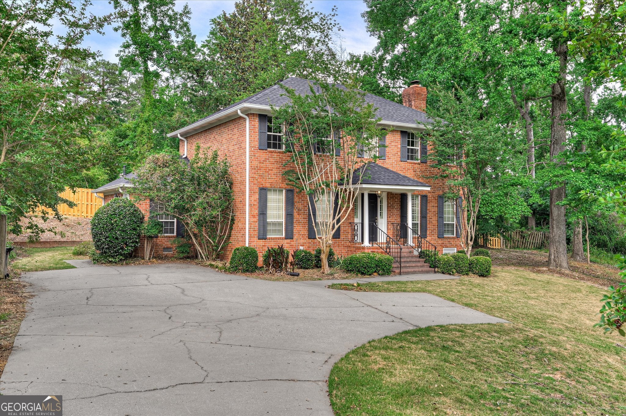 2957 Foxhall CIR