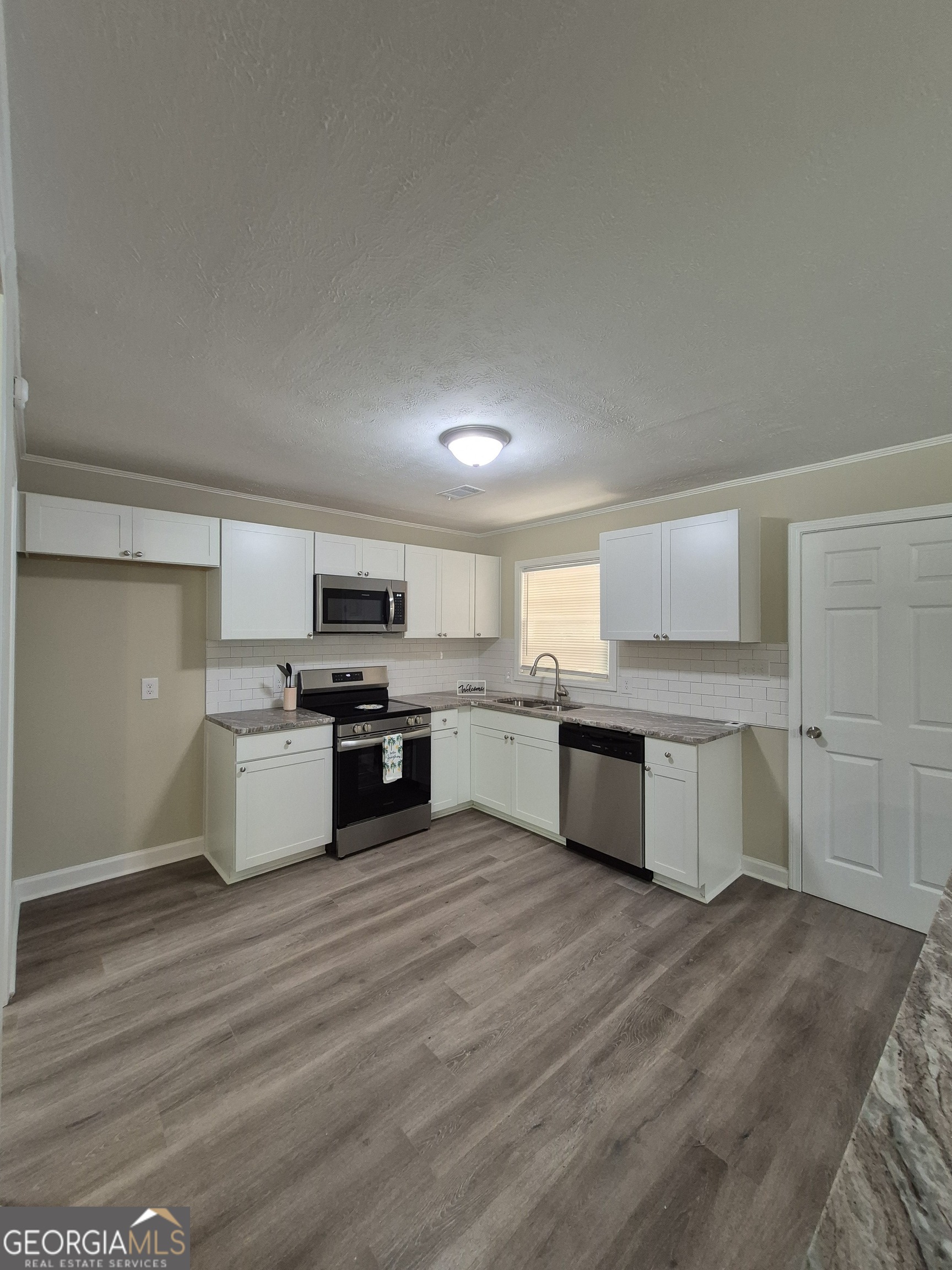 20 Hawks RD
