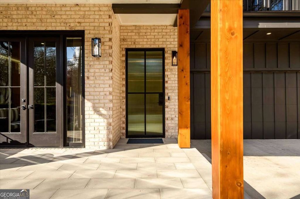 Photo of 864 Courtenay Drive NE, Atlanta, GA 30306 (MLS # 10705487)