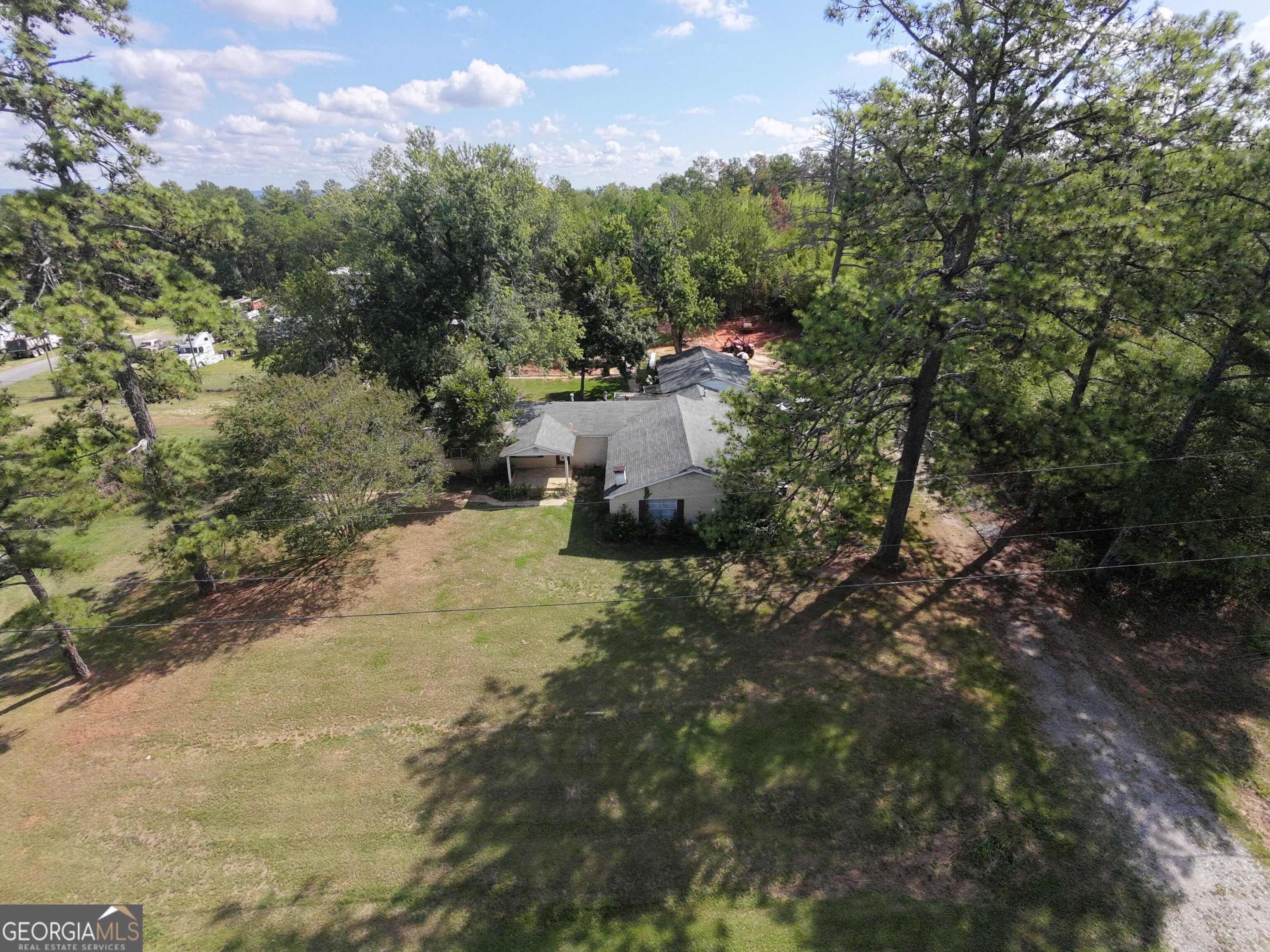 60 Ridge RD