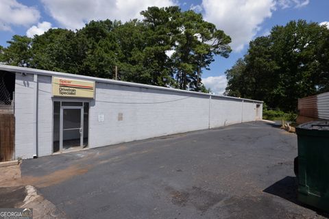 4652 Jonesboro RD B Forest Park GA 30297