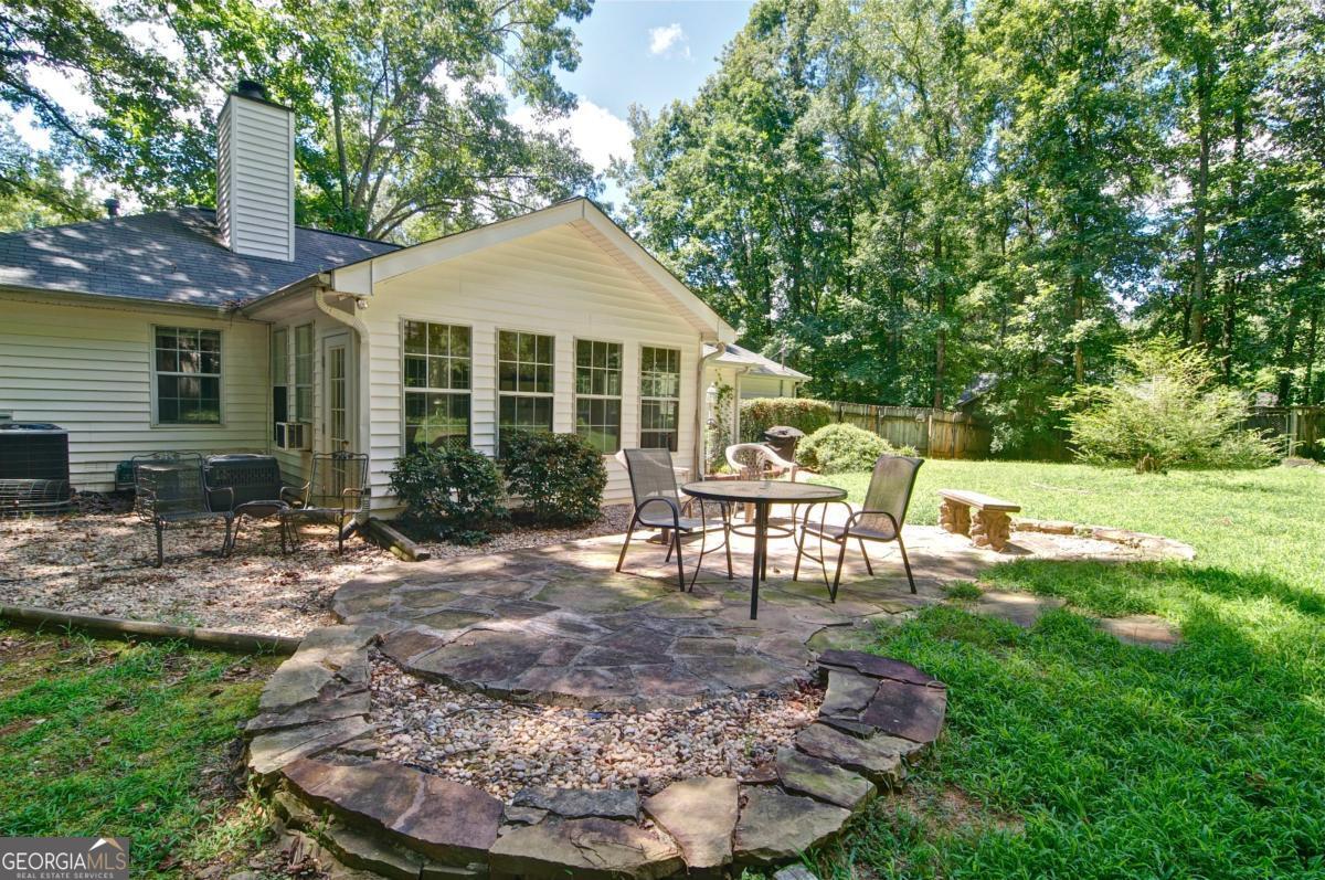 1195 Morgan RD