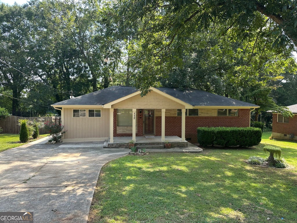 Photo of 112 Beacon St, Stockbridge, GA 30281 (MLS # 10834598)