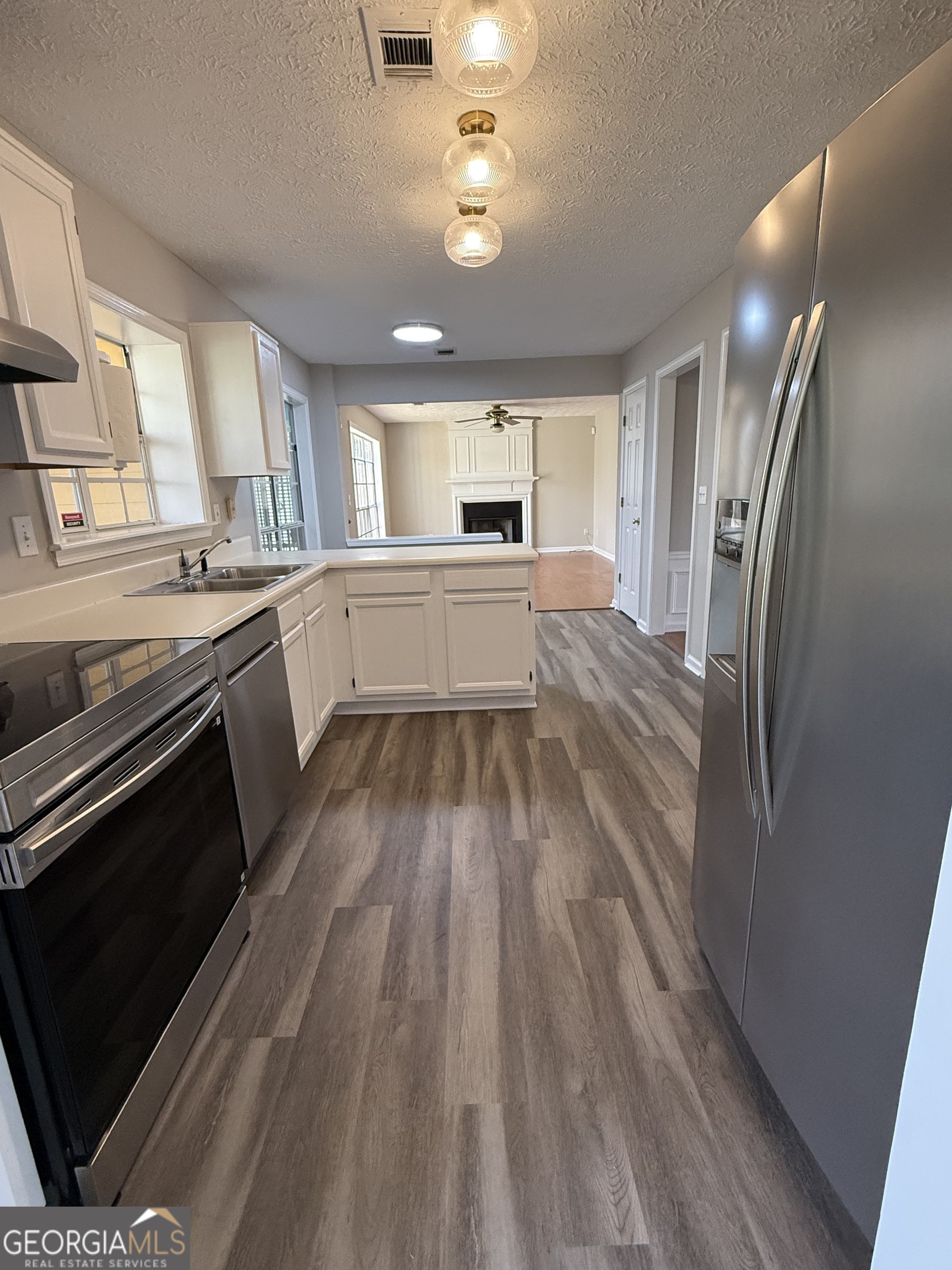 4144 Pinehurst Valley DR