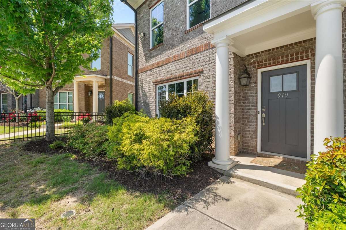 910 Westmoreland CIR NW