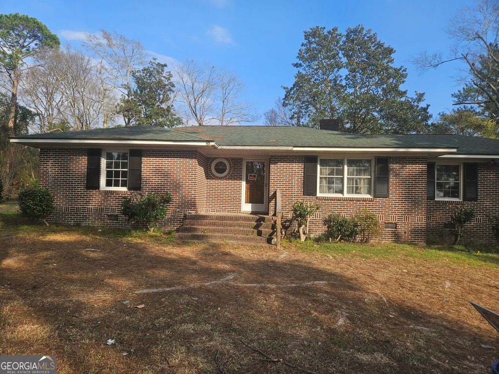 Photo of 846 Harvey St, Millen, GA 30442 (MLS # 10695889)