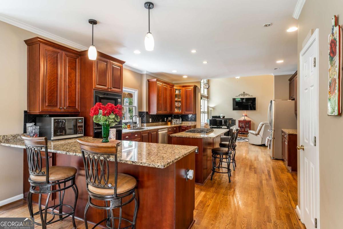 8046 Ridge VLY