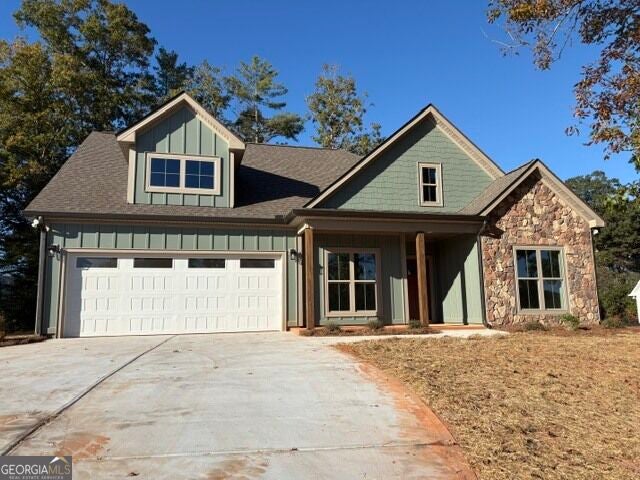 Photo of 420 Hunts Ridge Drive, Cleveland, GA 30528 (MLS # 10877608)