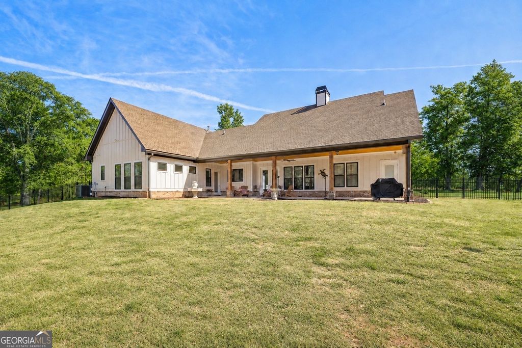 Photo of 233 Hunter Road, Jefferson, GA 30549 (MLS # 10758068)